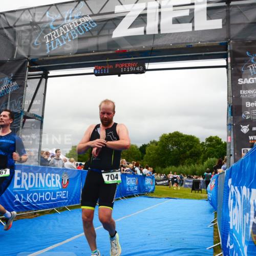 30.08.2026 - Elbe Triathlon Hamburg LAZAROV Photography http://msf.ph/oto/10081153 30.08.2026 11:19:51 Ziel 667, 704 meine-sportfotos.de