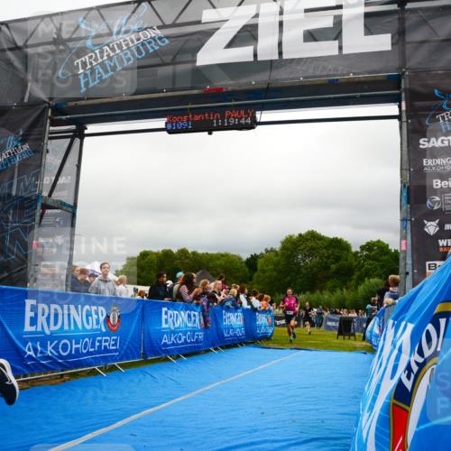 30.08.2026 - Elbe Triathlon Hamburg LAZAROV Photography http://msf.ph/oto/10081163 30.08.2026 11:19:58 Ziel 572, 725, 1071 meine-sportfotos.de