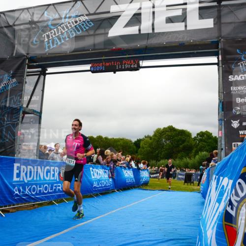 30.08.2026 - Elbe Triathlon Hamburg LAZAROV Photography http://msf.ph/oto/10081165 30.08.2026 11:20:01 Ziel 572, 725, 1071 meine-sportfotos.de