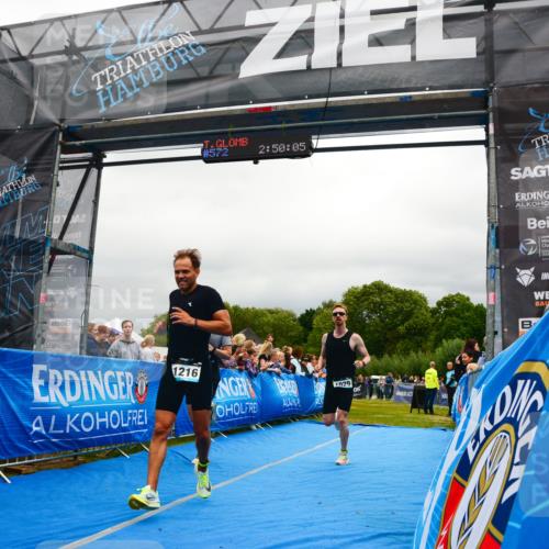 30.08.2026 - Elbe Triathlon Hamburg LAZAROV Photography http://msf.ph/oto/10081212 30.08.2026 11:20:22 Ziel 1013, 1029, 1094, 1216 meine-sportfotos.de