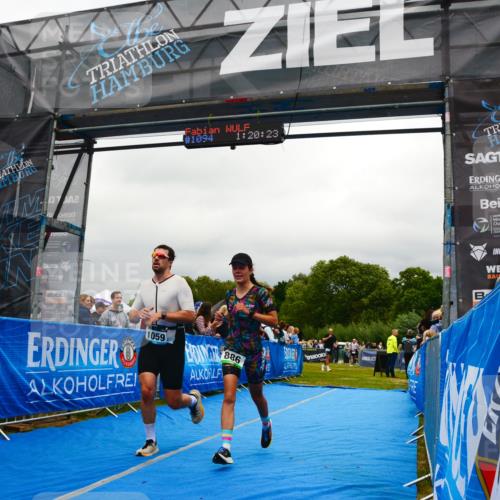 30.08.2026 - Elbe Triathlon Hamburg LAZAROV Photography http://msf.ph/oto/10081260 30.08.2026 11:20:44 Ziel 886, 1059 meine-sportfotos.de