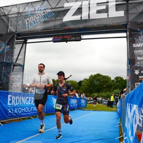 30.08.2026 - Elbe Triathlon Hamburg LAZAROV Photography http://msf.ph/oto/10081262 30.08.2026 11:20:44 Ziel 886, 1059 meine-sportfotos.de