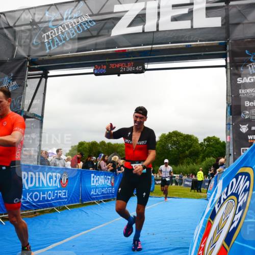 30.08.2026 - Elbe Triathlon Hamburg LAZAROV Photography http://msf.ph/oto/10081311 30.08.2026 11:21:04 Ziel 735, 1100, 1212, 1225, 1276 meine-sportfotos.de