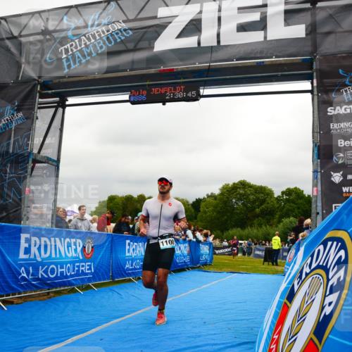 30.08.2026 - Elbe Triathlon Hamburg LAZAROV Photography http://msf.ph/oto/10081321 30.08.2026 11:21:06 Ziel 735, 999, 1100, 1225, 1276 meine-sportfotos.de