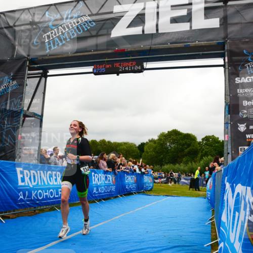 30.08.2026 - Elbe Triathlon Hamburg LAZAROV Photography http://msf.ph/oto/10081371 30.08.2026 11:21:25 Ziel 834 meine-sportfotos.de