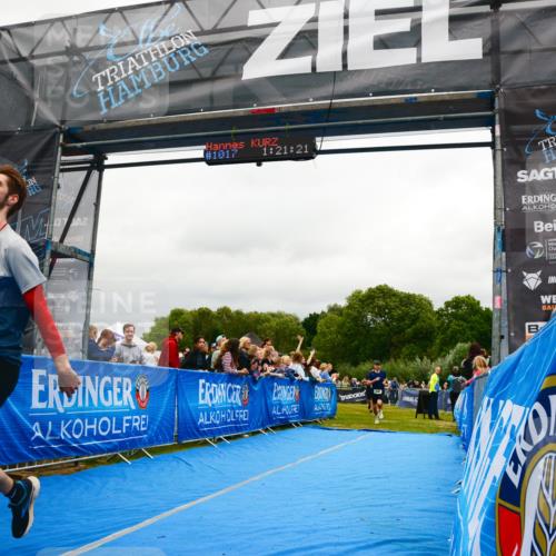 30.08.2026 - Elbe Triathlon Hamburg LAZAROV Photography http://msf.ph/oto/10081401 30.08.2026 11:21:38 Ziel 400, 540, 591, 1025 meine-sportfotos.de