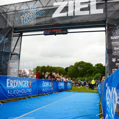 30.08.2026 - Elbe Triathlon Hamburg LAZAROV Photography http://msf.ph/oto/10081467 30.08.2026 11:22:00 Ziel 703, 1063, 1113 meine-sportfotos.de