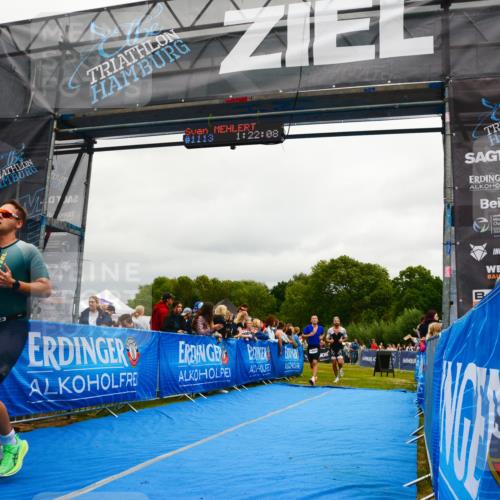 30.08.2026 - Elbe Triathlon Hamburg LAZAROV Photography http://msf.ph/oto/10081500 30.08.2026 11:22:29 Ziel 589, 1009, 1035, 1069, 1102 meine-sportfotos.de