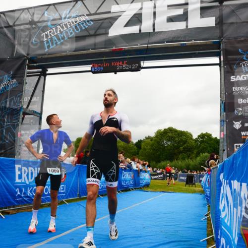 30.08.2026 - Elbe Triathlon Hamburg LAZAROV Photography http://msf.ph/oto/10081514 30.08.2026 11:22:33 Ziel 1009, 1069, 1102 meine-sportfotos.de