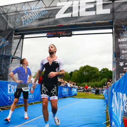 30.08.2026 - Elbe Triathlon Hamburg LAZAROV Photography http://msf.ph/oto/10081516 30.08.2026 11:22:33 Ziel 1009, 1069, 1102 meine-sportfotos.de