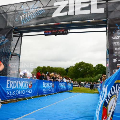 30.08.2026 - Elbe Triathlon Hamburg LAZAROV Photography http://msf.ph/oto/10081526 30.08.2026 11:22:37 Ziel 853, 1102 meine-sportfotos.de