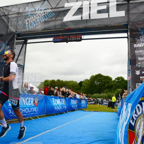 30.08.2026 - Elbe Triathlon Hamburg LAZAROV Photography http://msf.ph/oto/10081548 30.08.2026 11:22:49 Ziel 455, 1210 meine-sportfotos.de