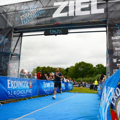 30.08.2026 - Elbe Triathlon Hamburg LAZAROV Photography http://msf.ph/oto/10081559 30.08.2026 11:23:20 Ziel 596, 693, 998, 1040, 1109 meine-sportfotos.de