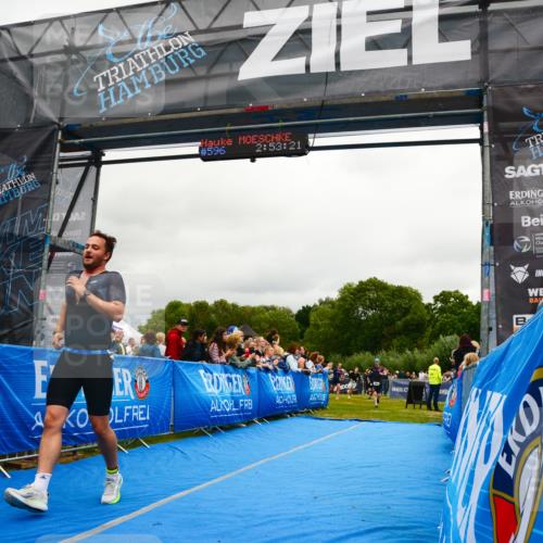 30.08.2026 - Elbe Triathlon Hamburg LAZAROV Photography http://msf.ph/oto/10081568 30.08.2026 11:23:22 Ziel 596, 693, 998, 1040, 1109 meine-sportfotos.de