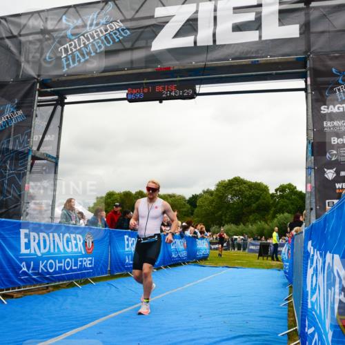 30.08.2026 - Elbe Triathlon Hamburg LAZAROV Photography http://msf.ph/oto/10081648 30.08.2026 11:23:35 Ziel 403, 404, 1023, 1232 meine-sportfotos.de