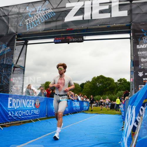 30.08.2026 - Elbe Triathlon Hamburg LAZAROV Photography http://msf.ph/oto/10081677 30.08.2026 11:23:47 Ziel 988, 1015, 1104, 1138 meine-sportfotos.de