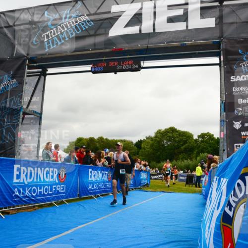 30.08.2026 - Elbe Triathlon Hamburg LAZAROV Photography http://msf.ph/oto/10081696 30.08.2026 11:23:51 Ziel 988, 1006, 1104, 1138 meine-sportfotos.de