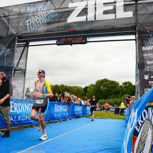 30.08.2026 - Elbe Triathlon Hamburg LAZAROV Photography http://msf.ph/oto/10081717 30.08.2026 11:23:55 Ziel 472, 988, 1006, 1104 meine-sportfotos.de