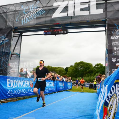 30.08.2026 - Elbe Triathlon Hamburg LAZAROV Photography http://msf.ph/oto/10081722 30.08.2026 11:23:56 Ziel 472, 629, 1006, 1104 meine-sportfotos.de
