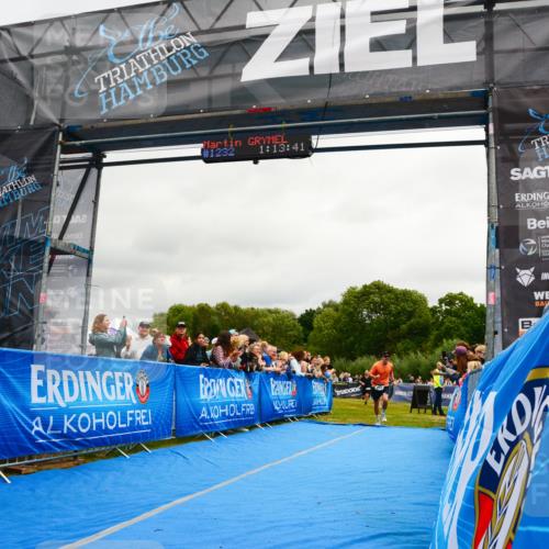 30.08.2026 - Elbe Triathlon Hamburg LAZAROV Photography http://msf.ph/oto/10081732 30.08.2026 11:23:57 Ziel 472, 629, 1006, 1104 meine-sportfotos.de