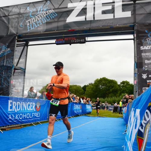 30.08.2026 - Elbe Triathlon Hamburg LAZAROV Photography http://msf.ph/oto/10081739 30.08.2026 11:24:01 Ziel 472, 629, 1314 meine-sportfotos.de