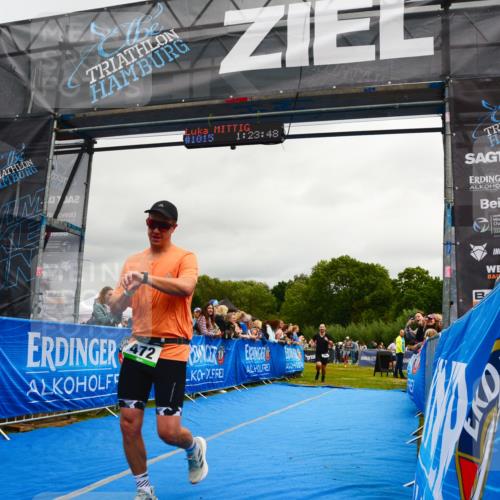 30.08.2026 - Elbe Triathlon Hamburg LAZAROV Photography http://msf.ph/oto/10081741 30.08.2026 11:24:01 Ziel 472, 629, 1314 meine-sportfotos.de