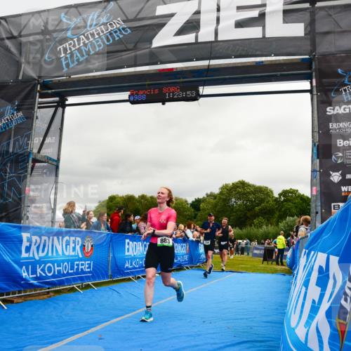 30.08.2026 - Elbe Triathlon Hamburg LAZAROV Photography http://msf.ph/oto/10081779 30.08.2026 11:24:15 Ziel 608, 734, 883 meine-sportfotos.de