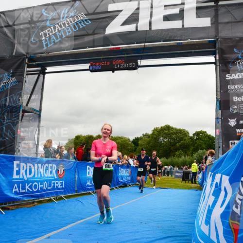 30.08.2026 - Elbe Triathlon Hamburg LAZAROV Photography http://msf.ph/oto/10081780 30.08.2026 11:24:15 Ziel 608, 734, 883 meine-sportfotos.de