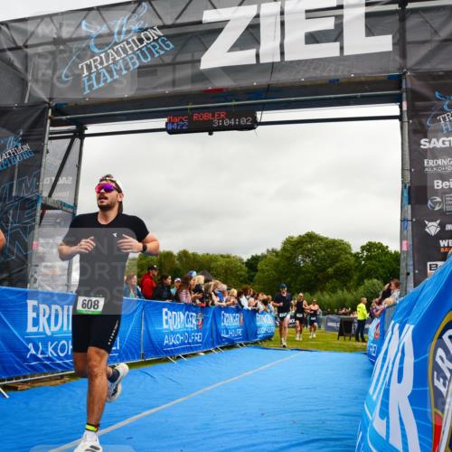 30.08.2026 - Elbe Triathlon Hamburg LAZAROV Photography http://msf.ph/oto/10081810 30.08.2026 11:24:22 Ziel 608, 674, 898, 1022, 1073 meine-sportfotos.de