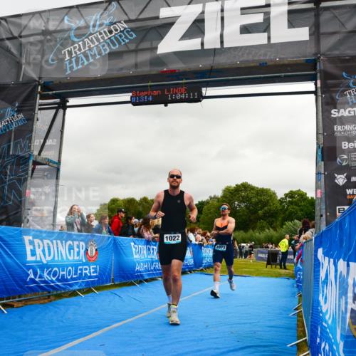 30.08.2026 - Elbe Triathlon Hamburg LAZAROV Photography http://msf.ph/oto/10081835 30.08.2026 11:24:26 Ziel 674, 898, 1022, 1073 meine-sportfotos.de