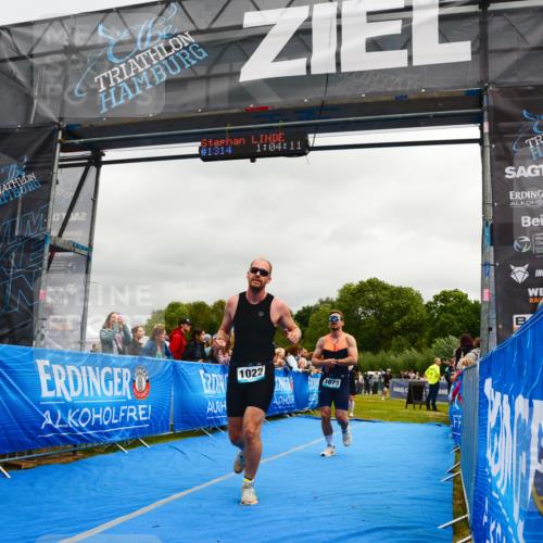 30.08.2026 - Elbe Triathlon Hamburg LAZAROV Photography http://msf.ph/oto/10081837 30.08.2026 11:24:27 Ziel 674, 898, 1022, 1073 meine-sportfotos.de