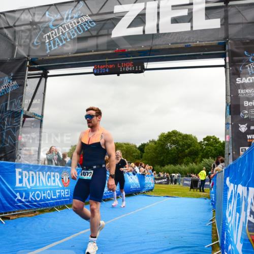 30.08.2026 - Elbe Triathlon Hamburg LAZAROV Photography http://msf.ph/oto/10081859 30.08.2026 11:24:29 Ziel 898, 1022, 1073 meine-sportfotos.de
