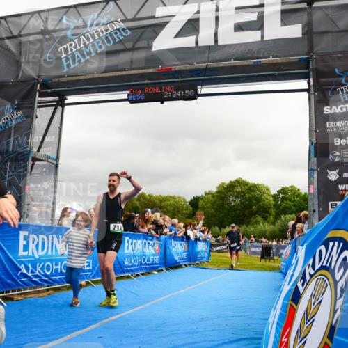 30.08.2026 - Elbe Triathlon Hamburg LAZAROV Photography http://msf.ph/oto/10081893 30.08.2026 11:24:57 Ziel 712, 736, 786, 856, 1208 meine-sportfotos.de