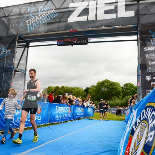 30.08.2026 - Elbe Triathlon Hamburg LAZAROV Photography http://msf.ph/oto/10081898 30.08.2026 11:24:58 Ziel 712, 736, 786, 856, 1208 meine-sportfotos.de