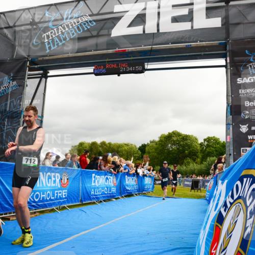 30.08.2026 - Elbe Triathlon Hamburg LAZAROV Photography http://msf.ph/oto/10081902 30.08.2026 11:24:58 Ziel 712, 736, 786, 856, 1208 meine-sportfotos.de