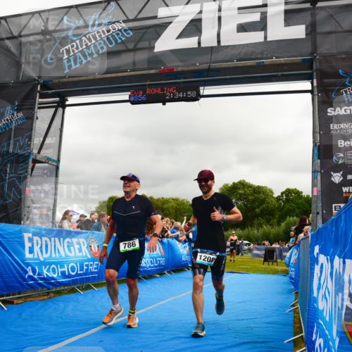 30.08.2026 - Elbe Triathlon Hamburg LAZAROV Photography http://msf.ph/oto/10081913 30.08.2026 11:25:01 Ziel 605, 712, 736, 786, 1208 meine-sportfotos.de