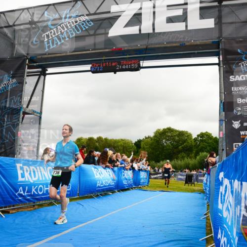 30.08.2026 - Elbe Triathlon Hamburg LAZAROV Photography http://msf.ph/oto/10081929 30.08.2026 11:25:03 Ziel 605, 736, 786, 1208 meine-sportfotos.de