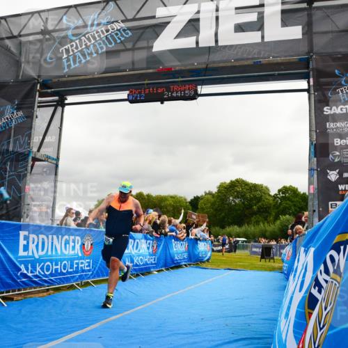 30.08.2026 - Elbe Triathlon Hamburg LAZAROV Photography http://msf.ph/oto/10081940 30.08.2026 11:25:07 Ziel 605, 736 meine-sportfotos.de