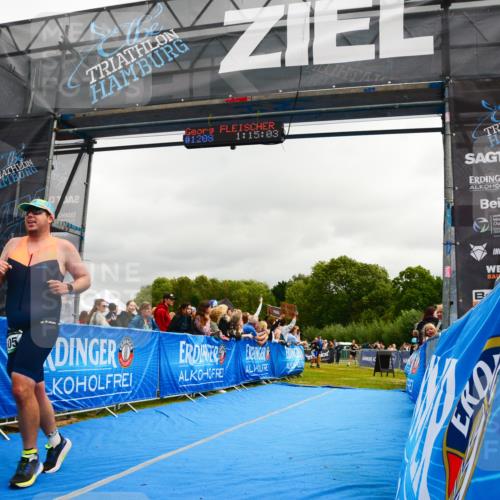 30.08.2026 - Elbe Triathlon Hamburg LAZAROV Photography http://msf.ph/oto/10081947 30.08.2026 11:25:08 Ziel 605, 783, 993 meine-sportfotos.de