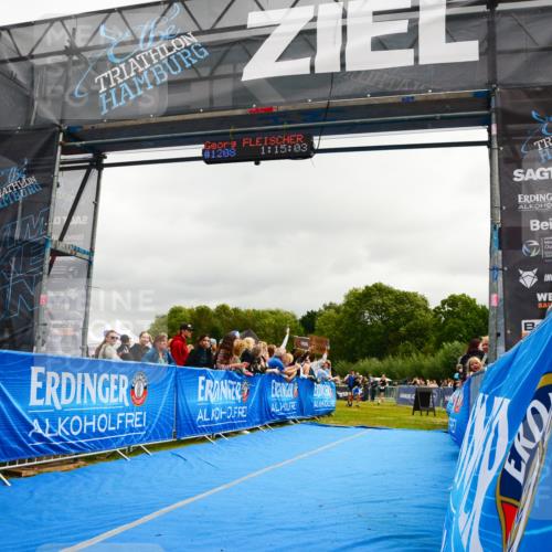 30.08.2026 - Elbe Triathlon Hamburg LAZAROV Photography http://msf.ph/oto/10081951 30.08.2026 11:25:08 Ziel 605, 783, 993 meine-sportfotos.de