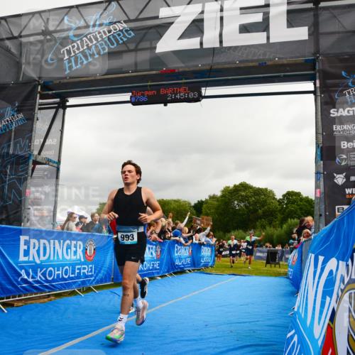 30.08.2026 - Elbe Triathlon Hamburg LAZAROV Photography http://msf.ph/oto/10081954 30.08.2026 11:25:16 Ziel 475, 618, 783, 993 meine-sportfotos.de