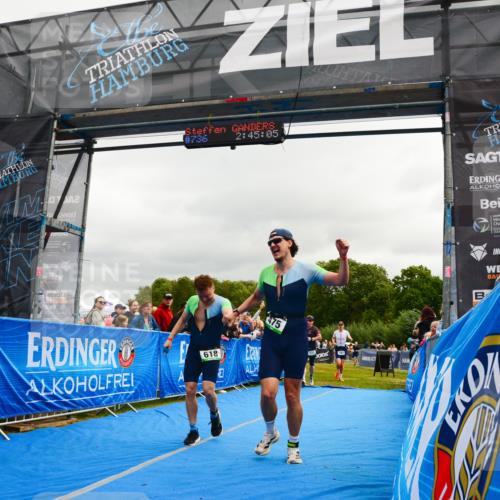 30.08.2026 - Elbe Triathlon Hamburg LAZAROV Photography http://msf.ph/oto/10081966 30.08.2026 11:25:22 Ziel 475, 618, 721, 1007 meine-sportfotos.de