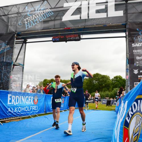 30.08.2026 - Elbe Triathlon Hamburg LAZAROV Photography http://msf.ph/oto/10081968 30.08.2026 11:25:22 Ziel 475, 618, 721, 1007 meine-sportfotos.de