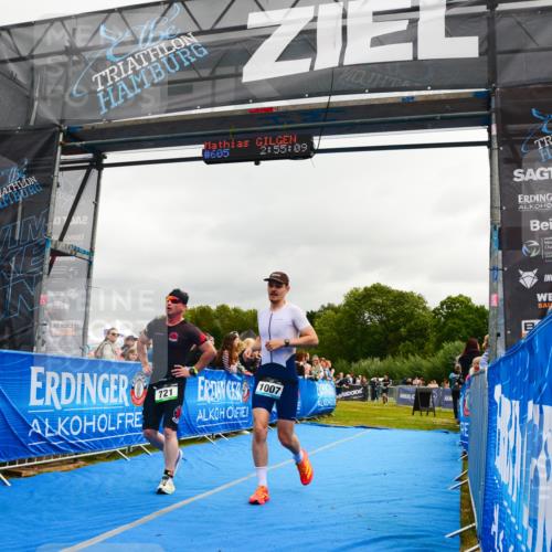 30.08.2026 - Elbe Triathlon Hamburg LAZAROV Photography http://msf.ph/oto/10081977 30.08.2026 11:25:25 Ziel 618, 721, 1007, 1096 meine-sportfotos.de