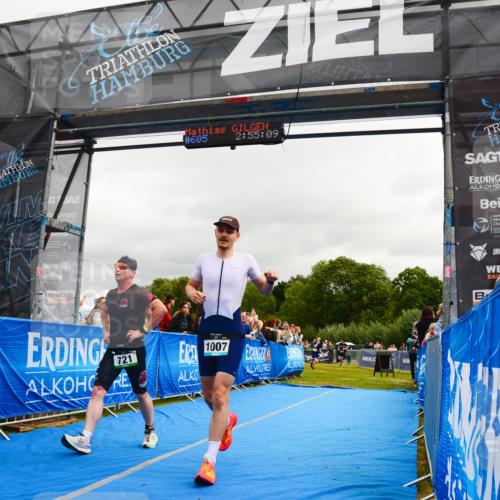 30.08.2026 - Elbe Triathlon Hamburg LAZAROV Photography http://msf.ph/oto/10081981 30.08.2026 11:25:26 Ziel 721, 1007, 1096 meine-sportfotos.de