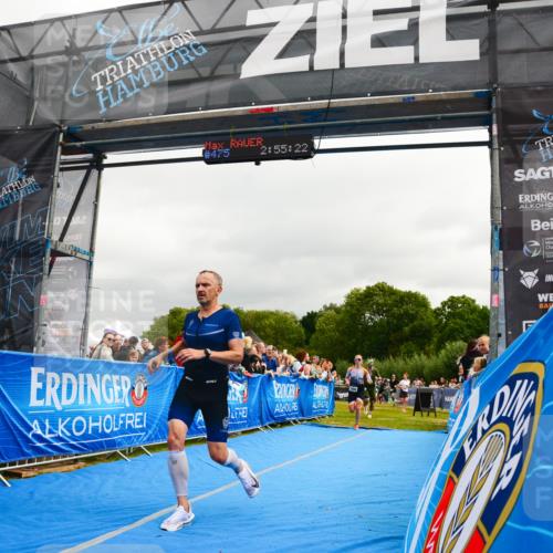 30.08.2026 - Elbe Triathlon Hamburg LAZAROV Photography http://msf.ph/oto/10082010 30.08.2026 11:25:40 Ziel 887, 1144, 1290, 1896 meine-sportfotos.de
