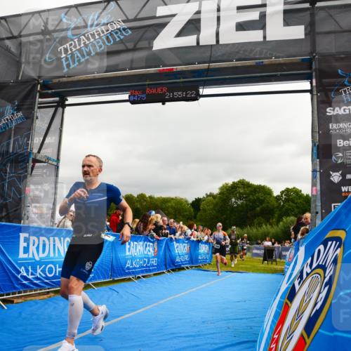30.08.2026 - Elbe Triathlon Hamburg LAZAROV Photography http://msf.ph/oto/10082014 30.08.2026 11:25:40 Ziel 887, 1144, 1290, 1896 meine-sportfotos.de