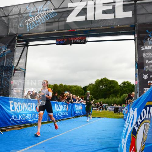 30.08.2026 - Elbe Triathlon Hamburg LAZAROV Photography http://msf.ph/oto/10082019 30.08.2026 11:25:43 Ziel 556, 948, 1144, 1290, 1896 meine-sportfotos.de