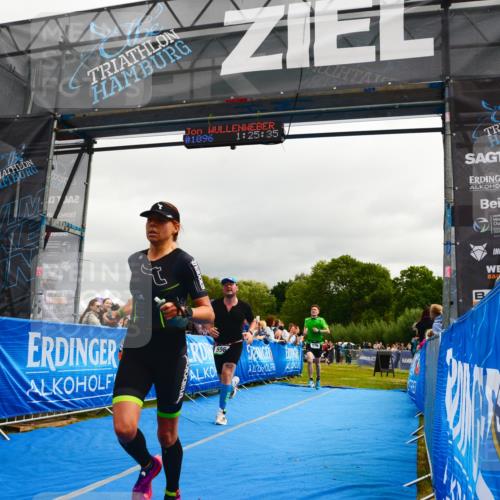 30.08.2026 - Elbe Triathlon Hamburg LAZAROV Photography http://msf.ph/oto/10082056 30.08.2026 11:25:50 Ziel 556, 576, 948 meine-sportfotos.de