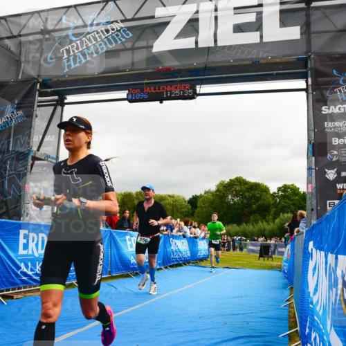 30.08.2026 - Elbe Triathlon Hamburg LAZAROV Photography http://msf.ph/oto/10082059 30.08.2026 11:25:50 Ziel 556, 576, 948 meine-sportfotos.de